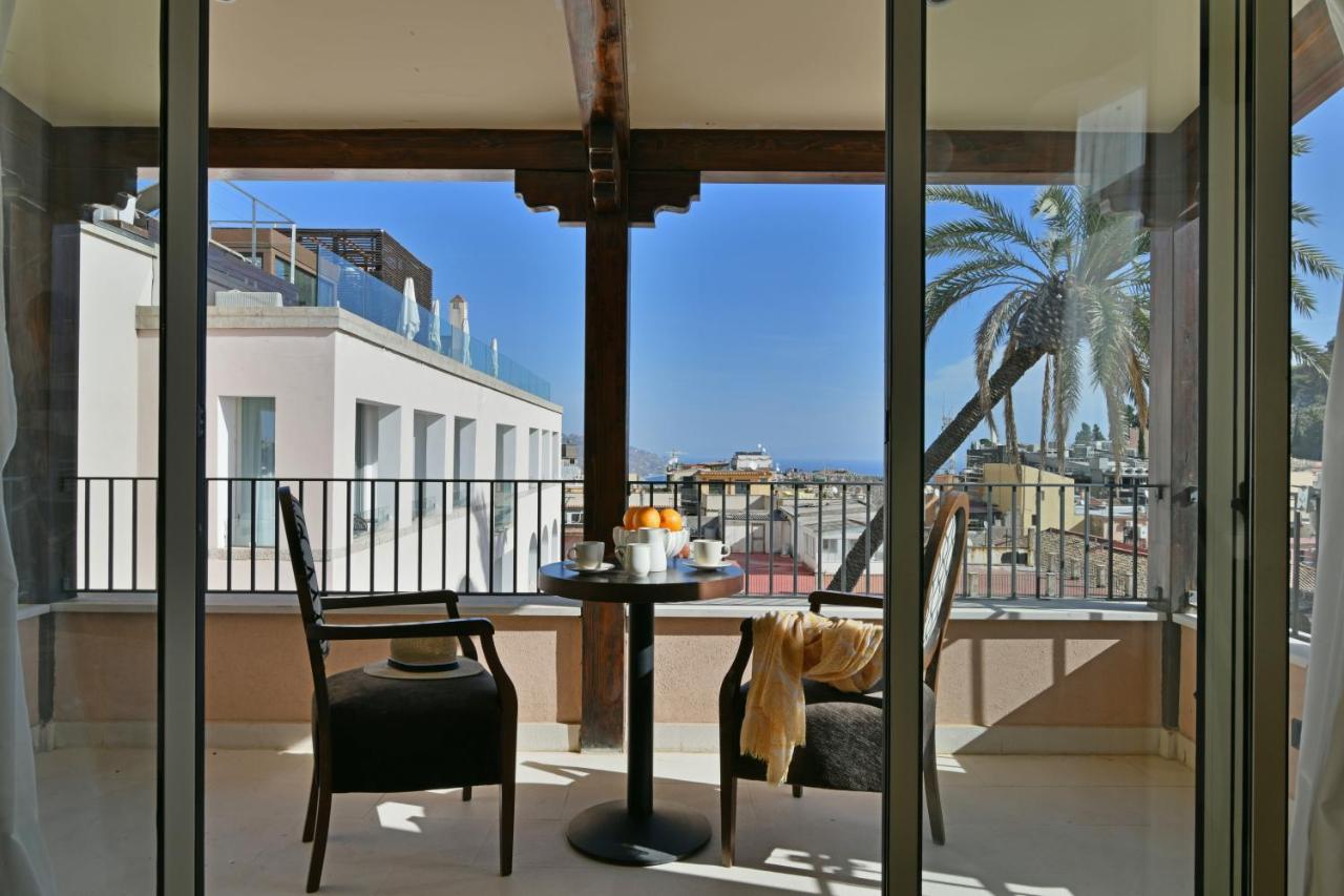 Hotel Le Chevalier ตาออร์มินา ภายนอก รูปภาพ
