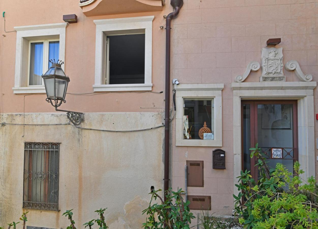 Hotel Le Chevalier ตาออร์มินา ภายนอก รูปภาพ